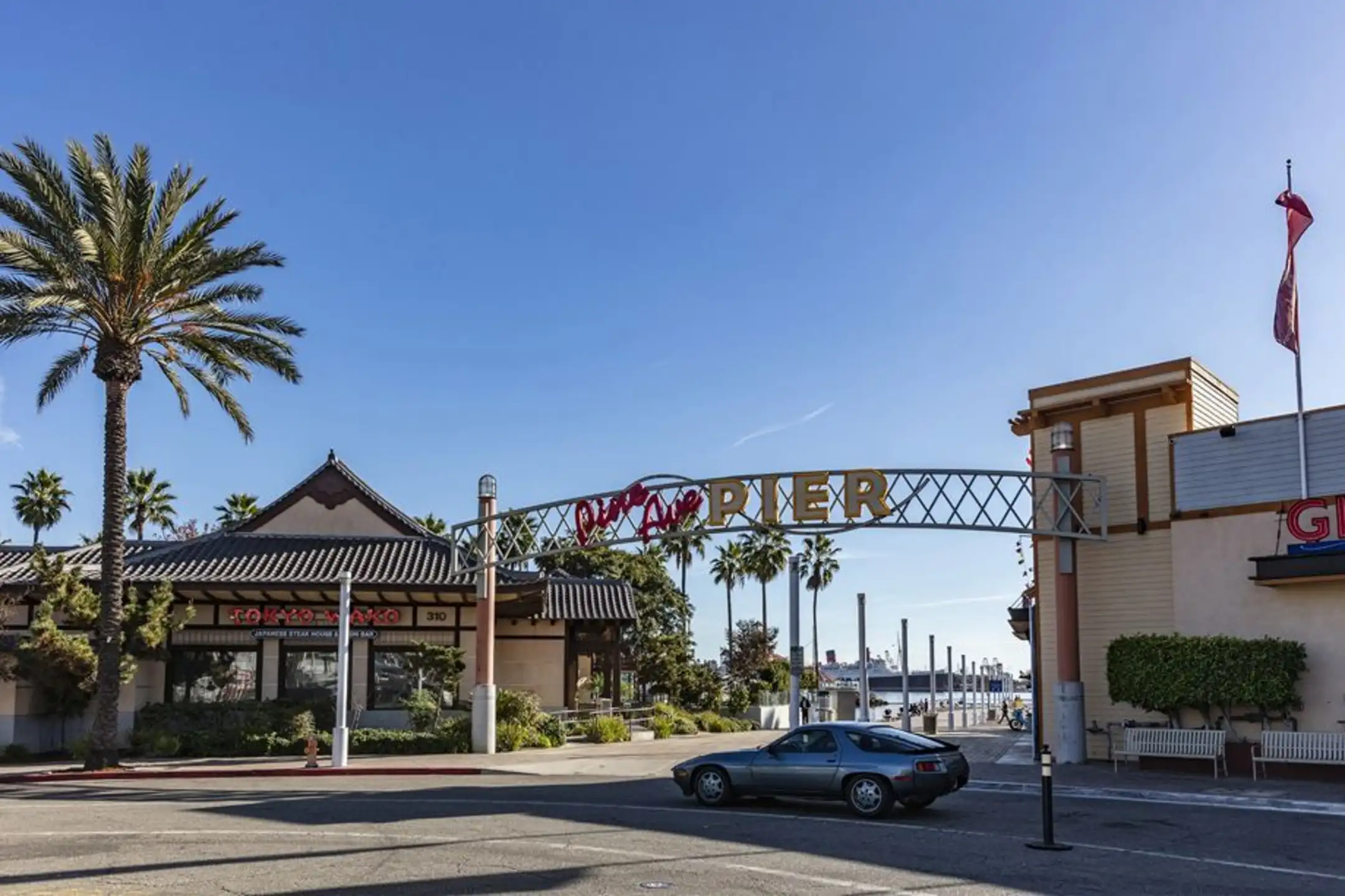 Camden Harbor View Apartments Long Beach CA 90802