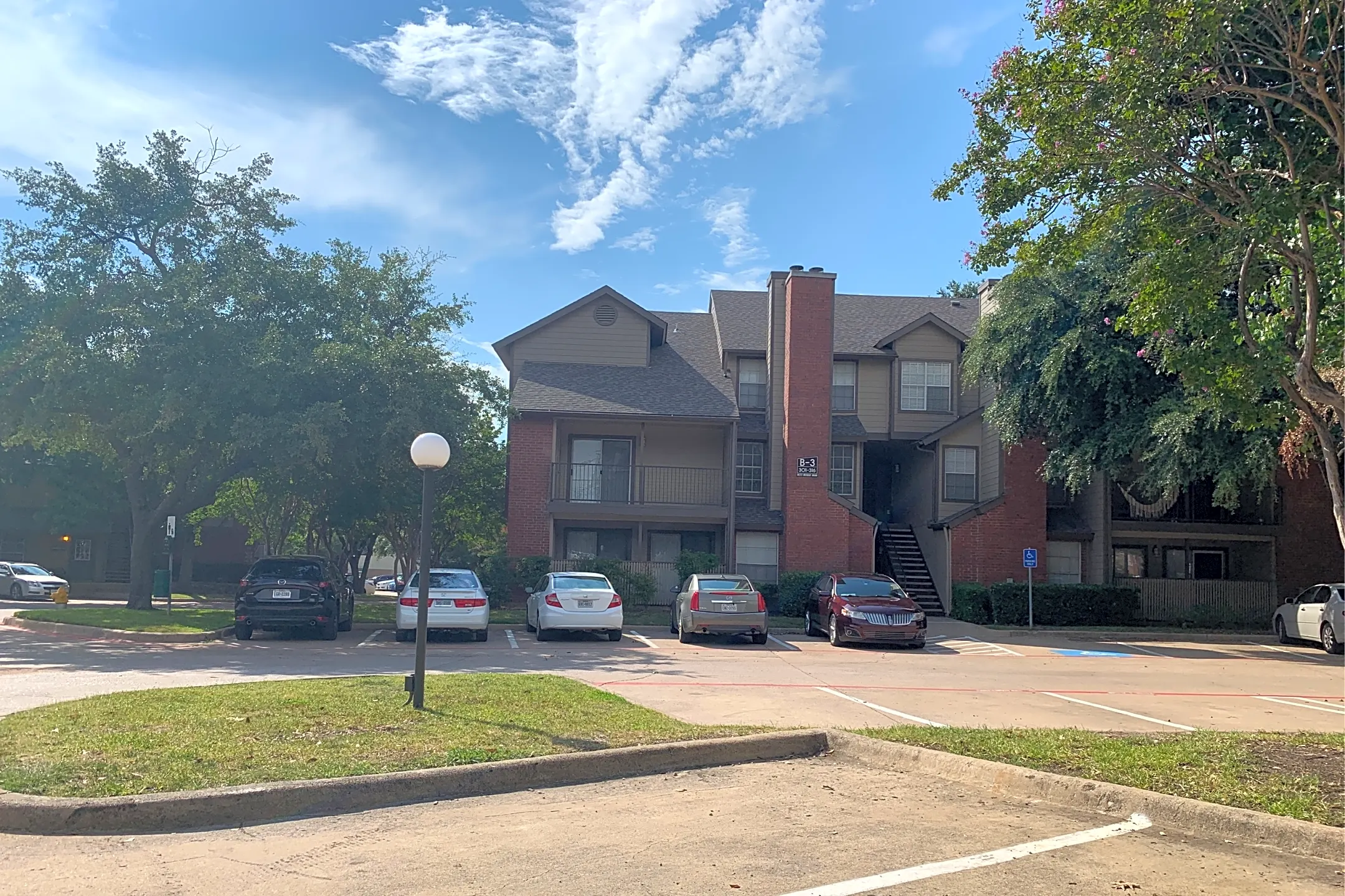 Beekman Place 18777 Midway Rd Dallas TX Apartments For Rent Rent