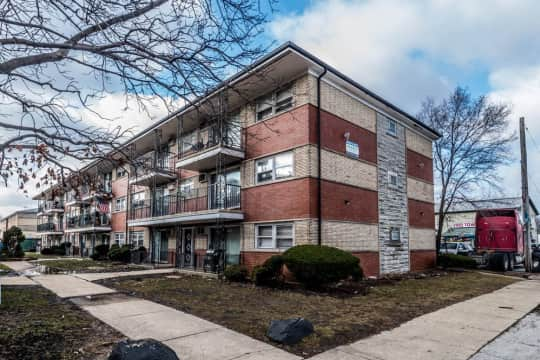 Calumet Park Apartments