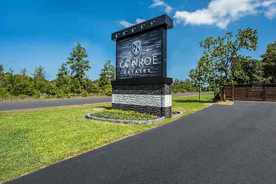 Conroe Estates property
