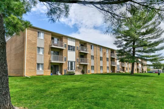 Hidden Village Apartments - Allentown, PA 18109