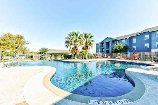 Nova Vista Apartments at Woodlake property
