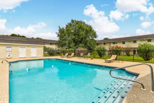 Long Beach Station Apartments - Long Beach, MS 39560