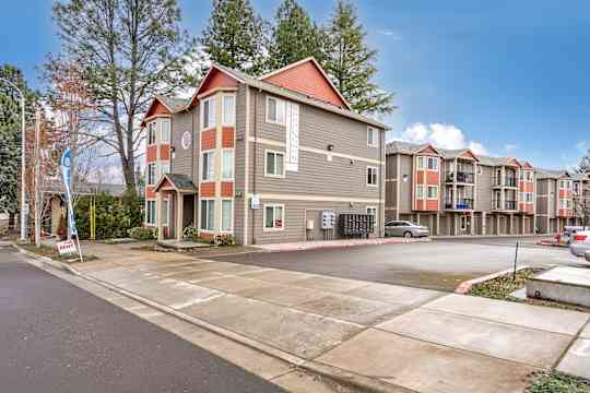 Hunters Run Apartments - Beaverton, OR 97006