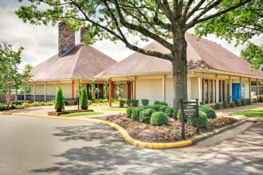 Overbrook Apartments - North Little Rock, AR 72116