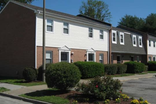 Hodges Ferry East Townhomes property