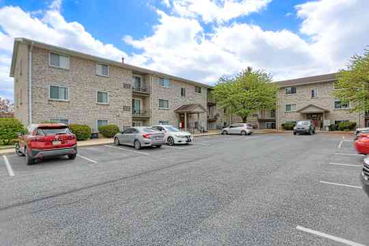 Flats of Chambersburg property