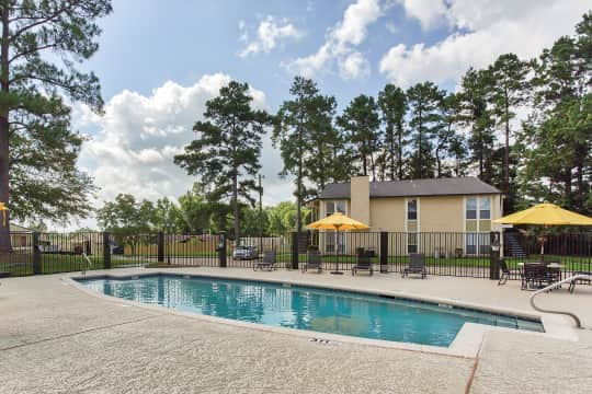 Magnolia Trace Apartments - Alexandria, LA 71303