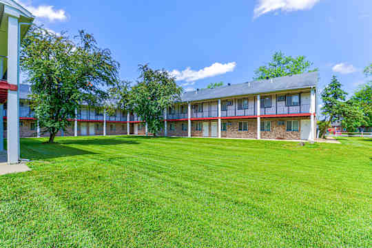 Oak Hill Apartments property