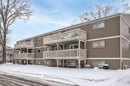 North Niles Villa property