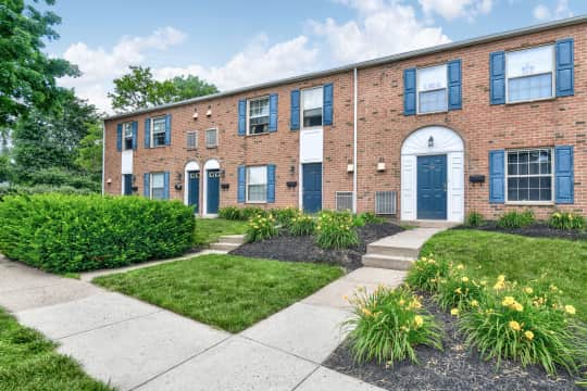 Chesterfield Apartments - Levittown, PA 19056