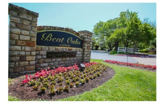 Bent Oaks Apartment Homes property