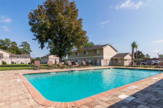 Palmetto Pointe Apartments & Townhomes property