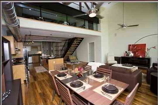 Montgomery Square Apartments property