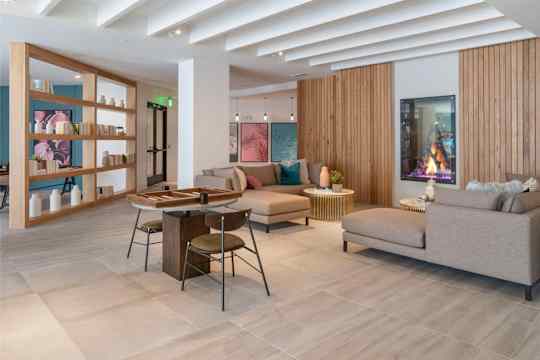 Essex Luxe Apartments property