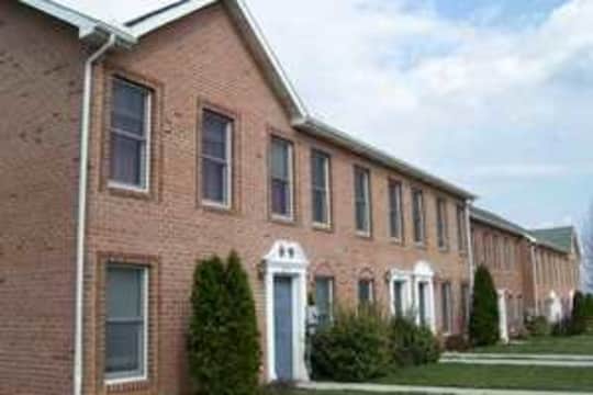 Fountainview Apartments & Townhomes property