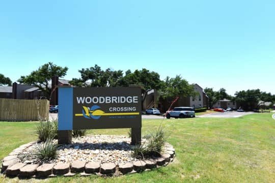 Woodbridge Crossing property