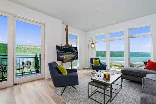 Apex Hudson Riverfront property