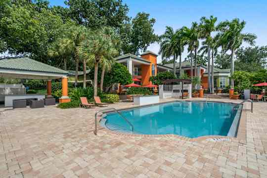 Bayside Arbors of Clearwater Apartments - Clearwater, FL 33764