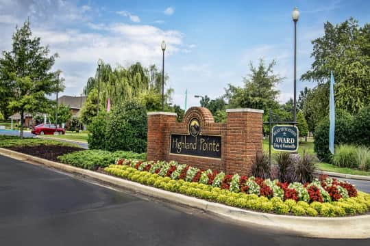 Sunlake at Edgewater - 2000 Sunlake Blvd | Huntsville, AL Apartments ...