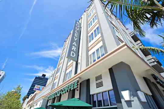 Pearl Apts Marina Del Rey