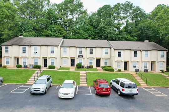 Spring Creek Apartment Homes property