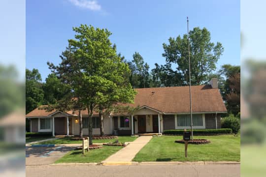 Brownstown Square Apartments property
