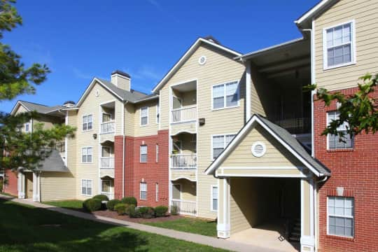 Rivers Bend Apartment Homes - Chester, VA 23836