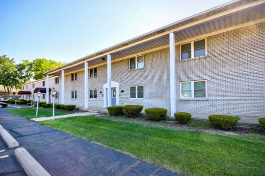 Fairfield Arms Apartments property