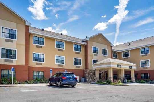 Cedar Ridge Senior Apartments - 319 Cedar Ridge Drive | Crafton, PA ...