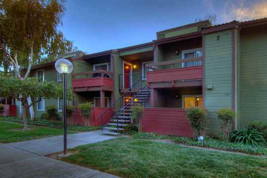 Woodleaf property