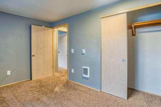 Oak Park Village Apartments property