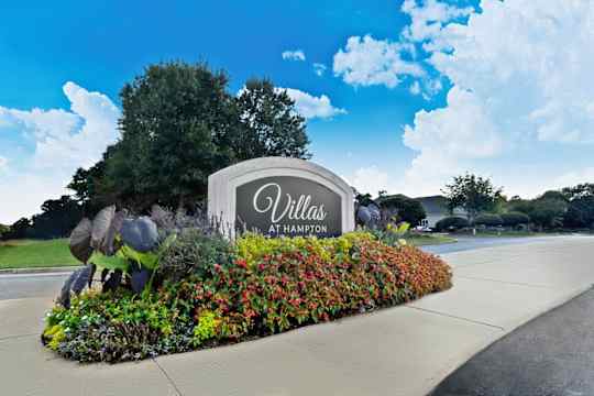 Villas At Hampton property