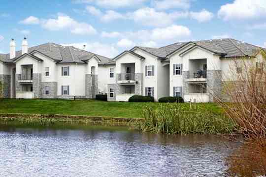 The Lakes At Lionsgate property
