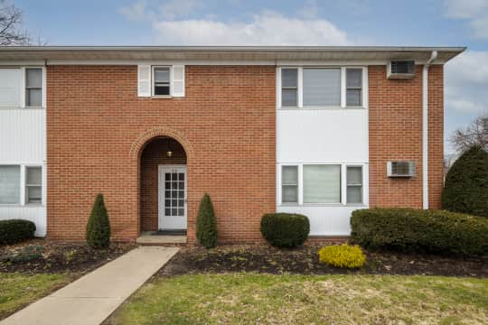 Brentwood Apartments - Painesville, OH 44077