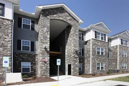 Arlington Square Apartments - 1901 N Fayetteville St | Asheboro, NC ...