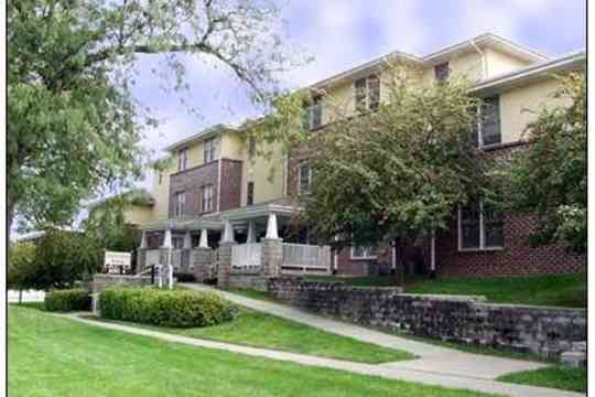 Charles Senior Housing Apartments Lincoln Ne 68510