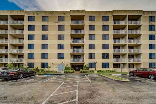 901 Hillcrest Dr #509 Apartments - Hollywood, FL 33021