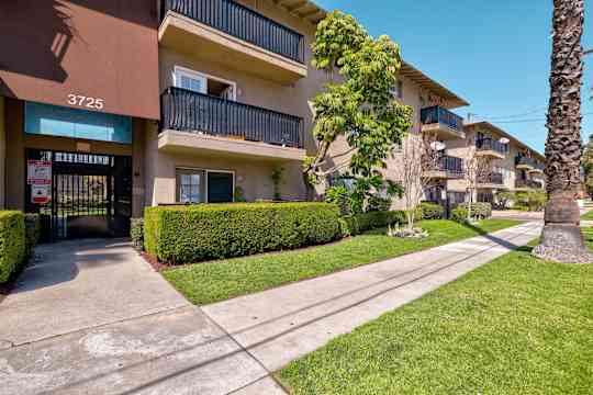 University Gardens property