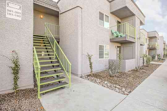 New Horizons Apartments - Phoenix, AZ 85008