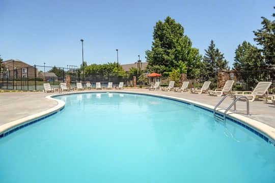 Rosehill Pointe Apartments - Lenexa, KS 66215