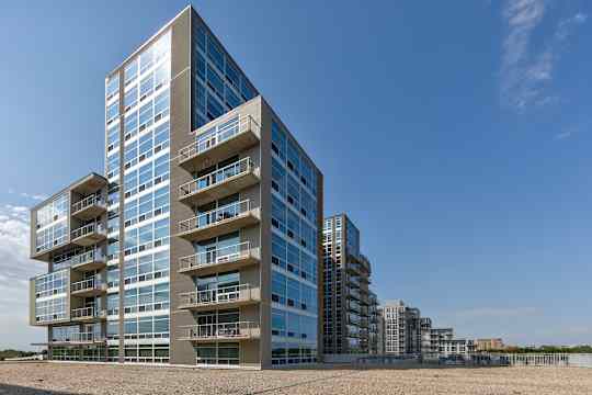 Galaxie High Rise Apartments - Madison, WI 53703