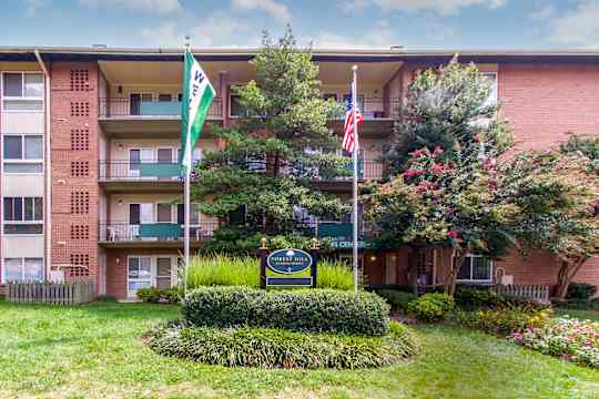 Oxon Hill Village Apartments - Oxon Hill, MD 20745