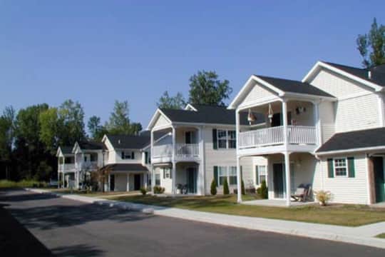 Heritage Park Apartments & Townhomes property