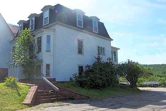 19 Hill Avenue property