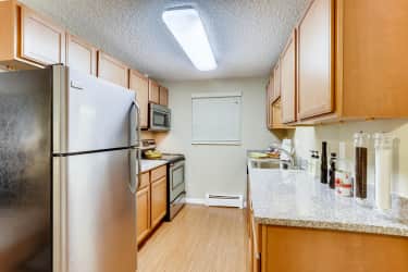 Kitchen - Sterling Heights - Greeley, CO