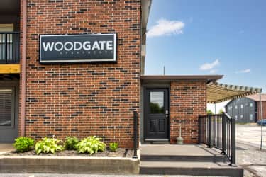 Community Signage - Woodgate Apartments - Springfield, MO