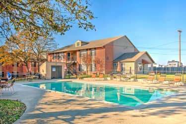 Pool - Rolling Oaks Apartments - Giddings, TX