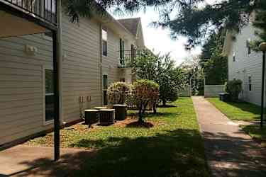 westbury creek apartments