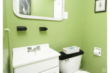 Bathroom - Baybrook Village - Brooklyn, MD